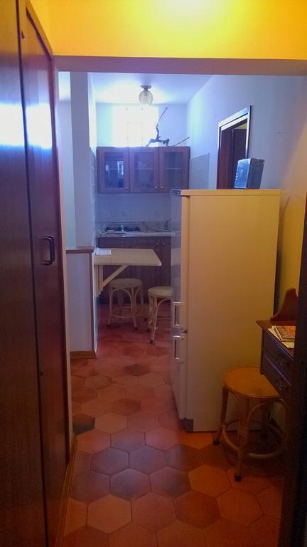 Apartments Free Parking Big Garden Перой Экстерьер фото